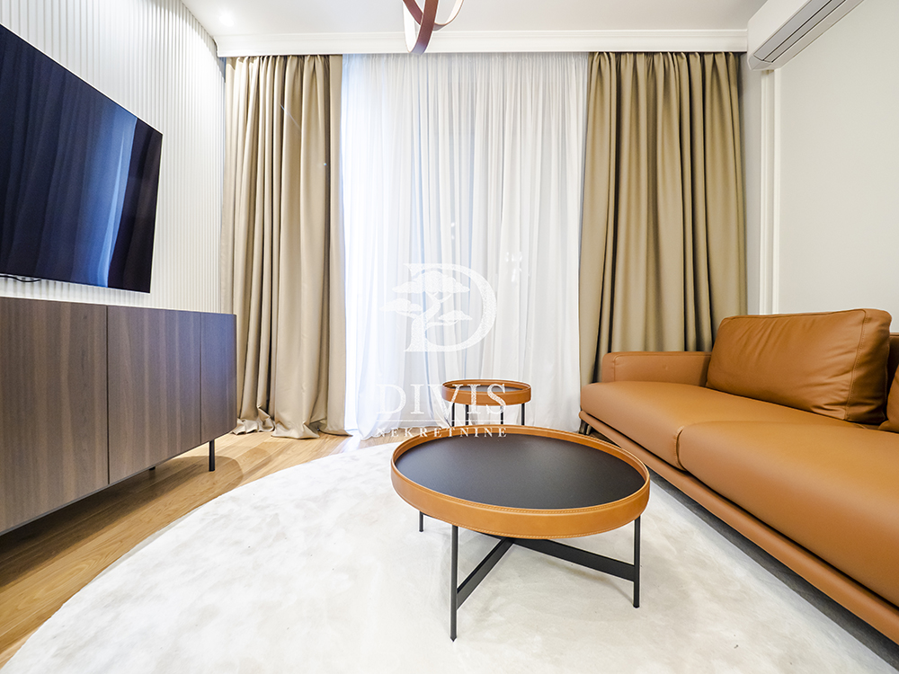 Slika 1 - Bulevar Heroja sa Košara, Trosoban stan na prodaju, 72m2, 379.900€